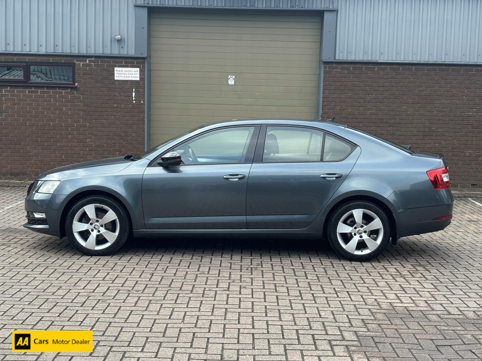 Skoda Octavia 1.5 TSI ACT SE Drive Hatchback 5dr Petrol DSG Euro 6 (s/s) (150 ps)