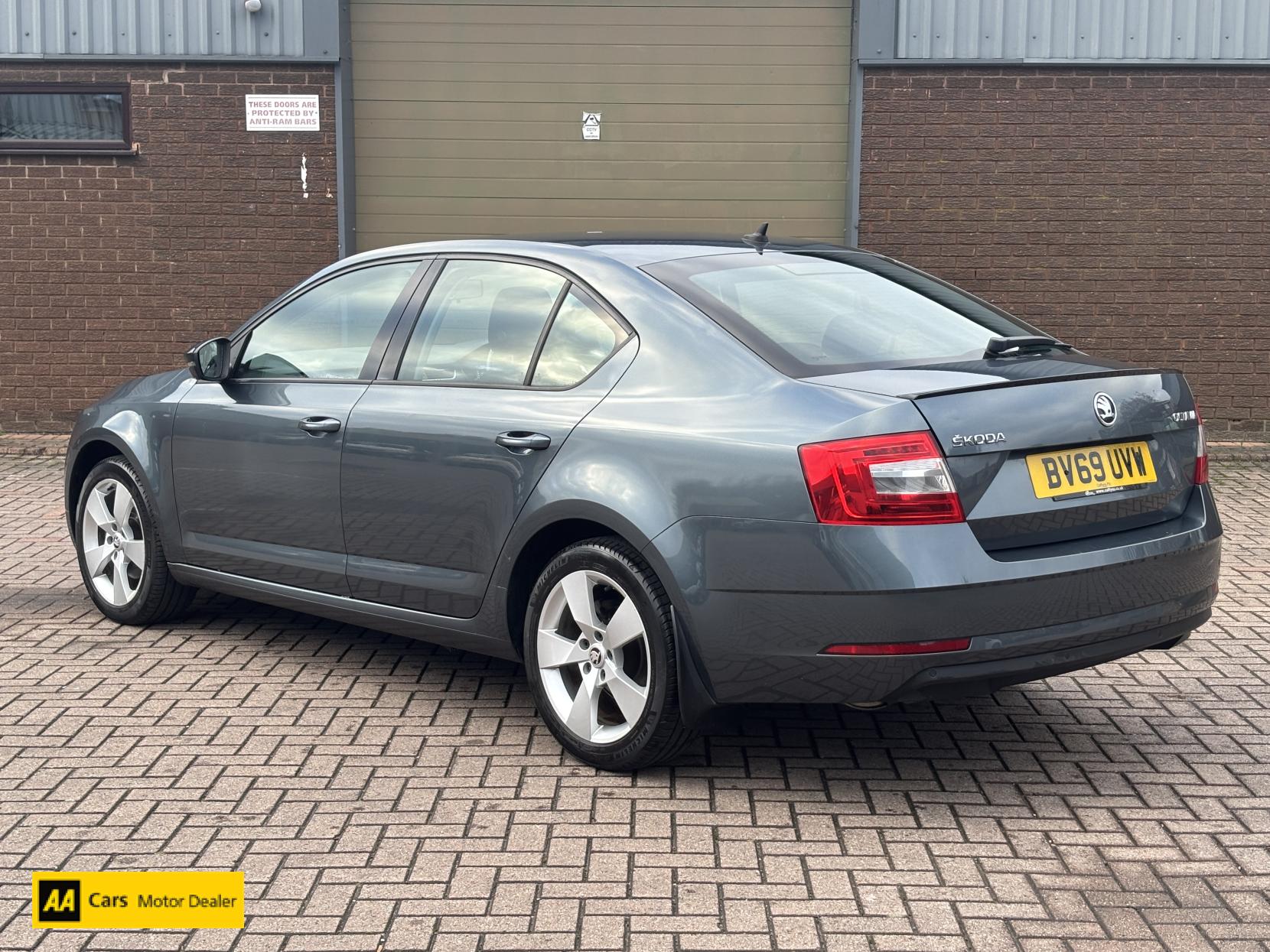 Skoda Octavia 1.5 TSI ACT SE Drive Hatchback 5dr Petrol DSG Euro 6 (s/s) (150 ps)