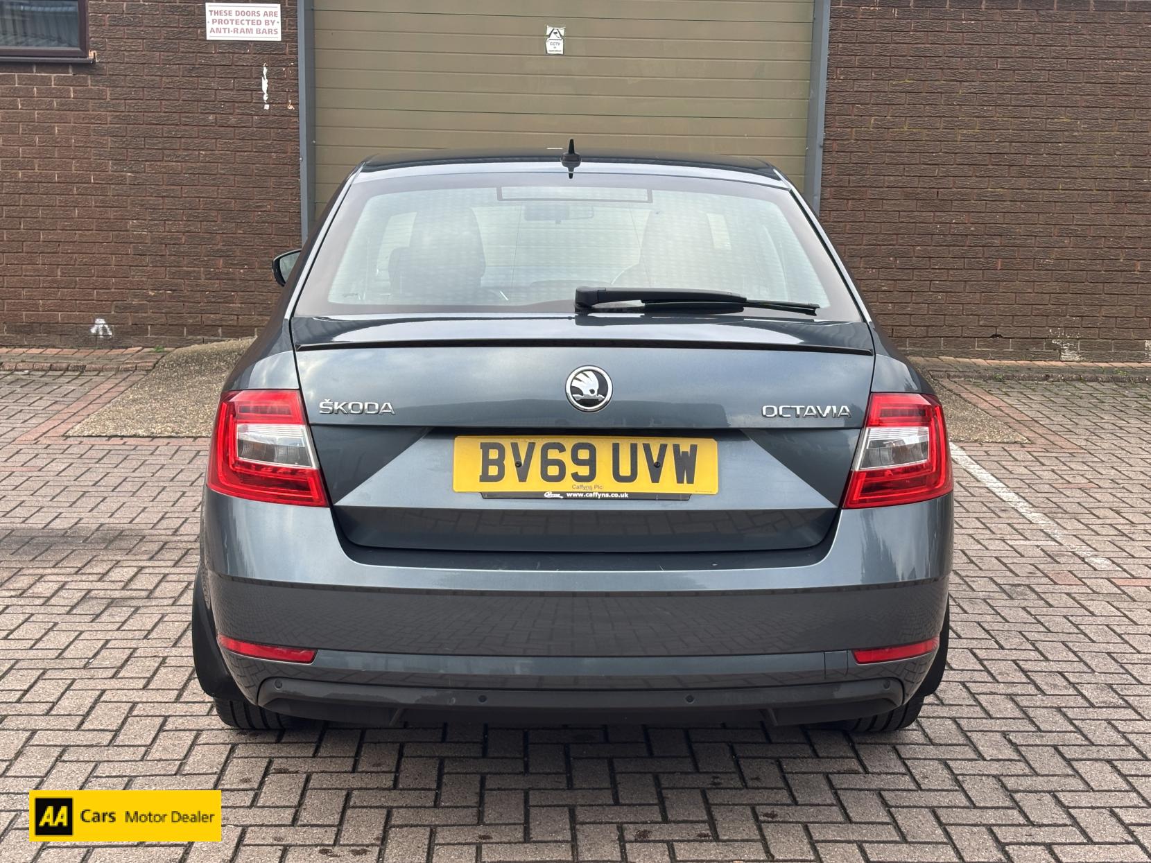 Skoda Octavia 1.5 TSI ACT SE Drive Hatchback 5dr Petrol DSG Euro 6 (s/s) (150 ps)