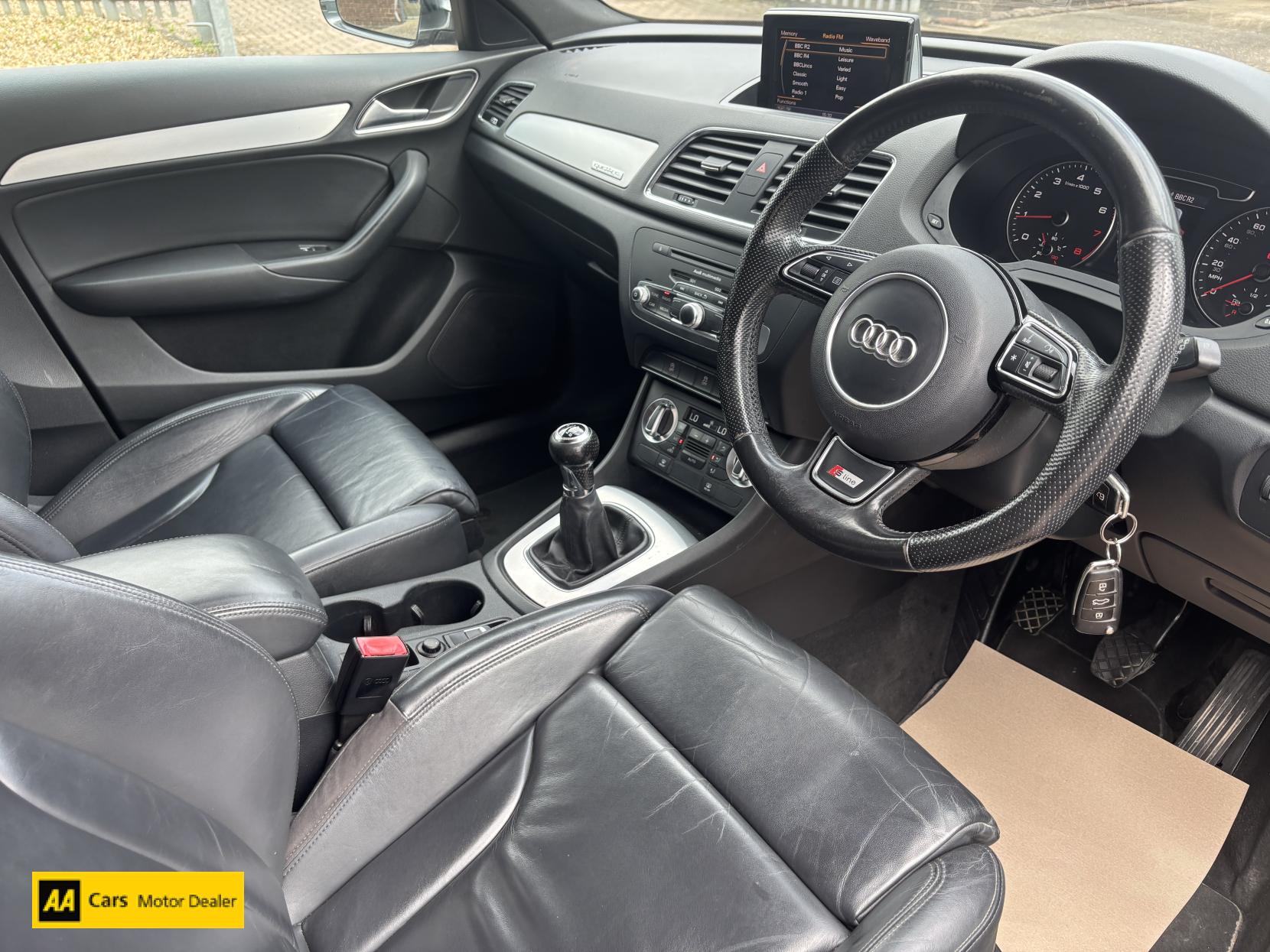 Audi Q3 2.0 TFSI S line SUV 5dr Petrol Manual quattro Euro 5 (s/s) (170 ps)