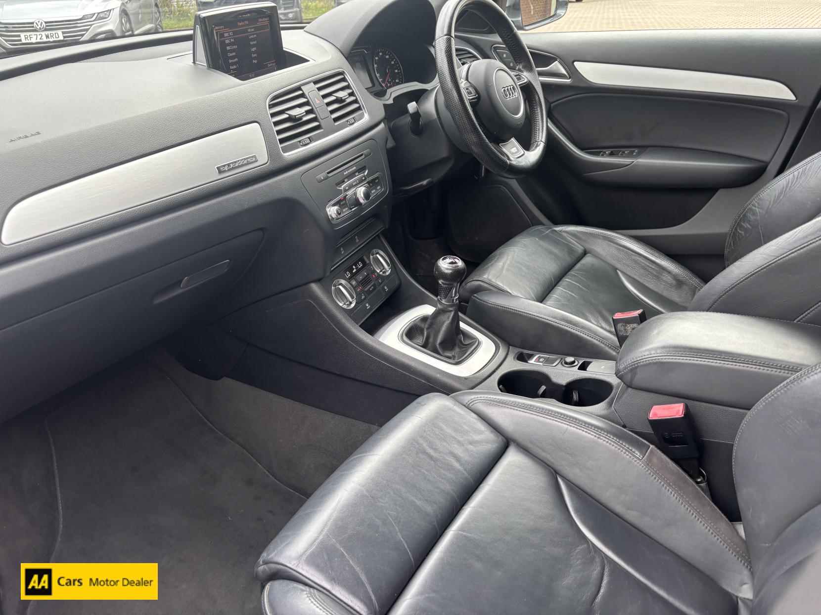 Audi Q3 2.0 TFSI S line SUV 5dr Petrol Manual quattro Euro 5 (s/s) (170 ps)