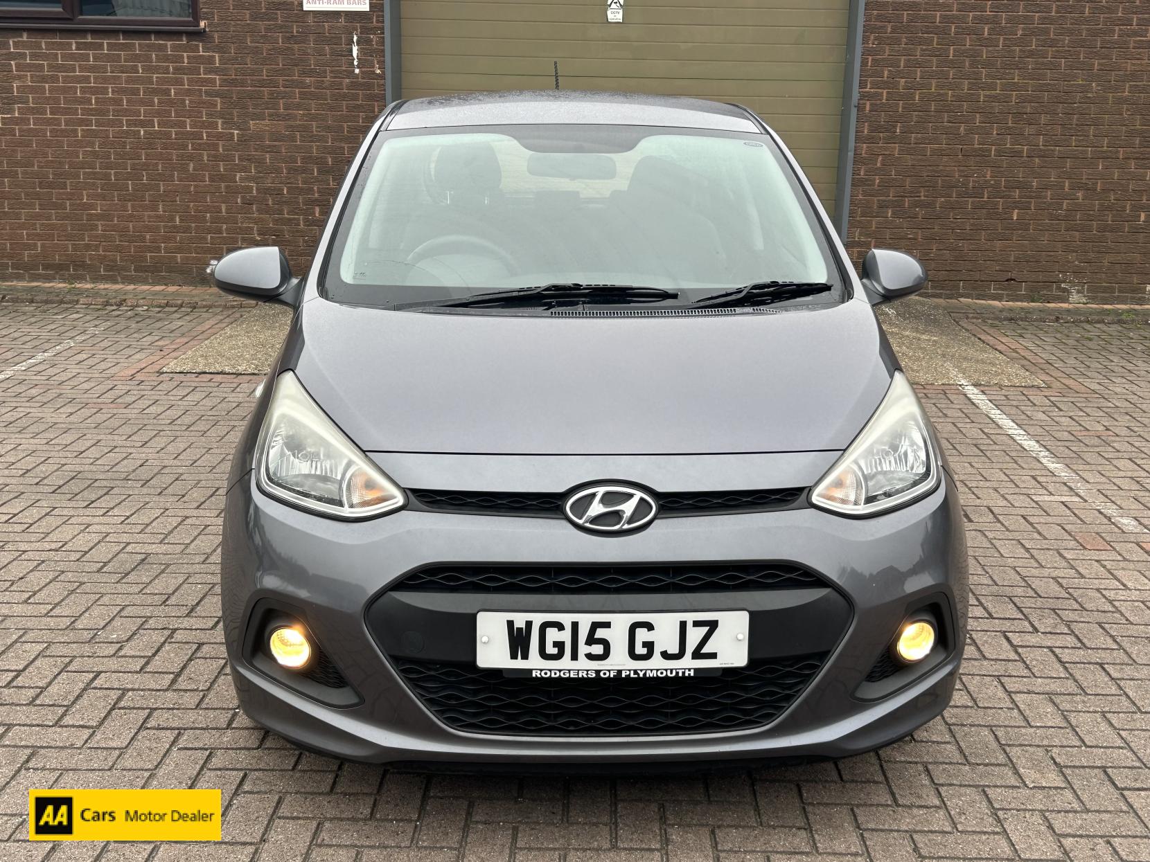 Hyundai i10 1.2 SE Hatchback 5dr Petrol Manual Euro 5 (87 ps)