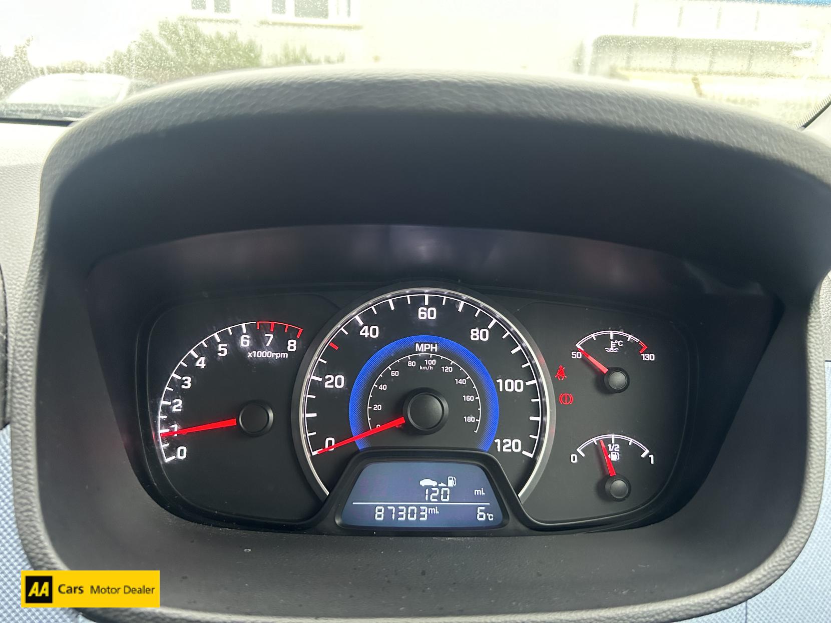 Hyundai i10 1.2 SE Hatchback 5dr Petrol Manual Euro 5 (87 ps)