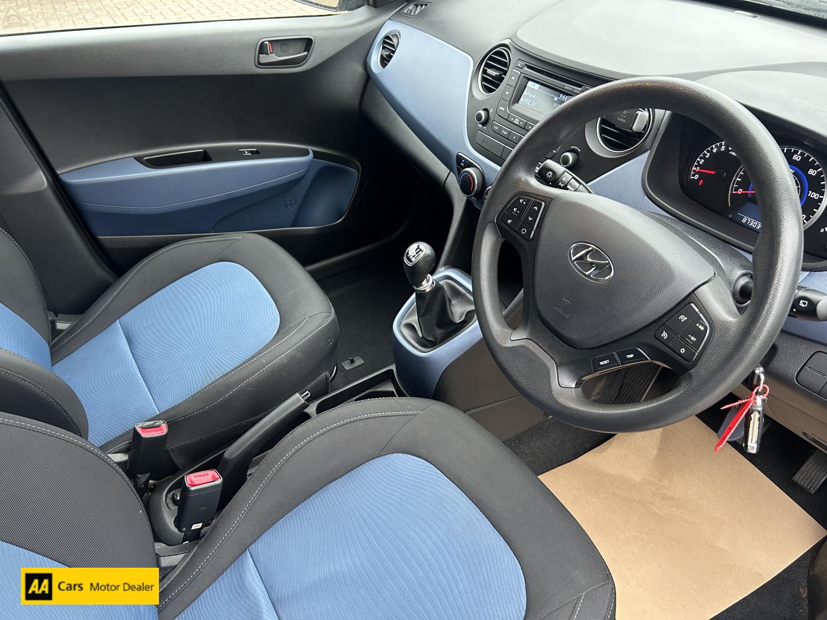 Hyundai i10 1.2 SE Hatchback 5dr Petrol Manual Euro 5 (87 ps)