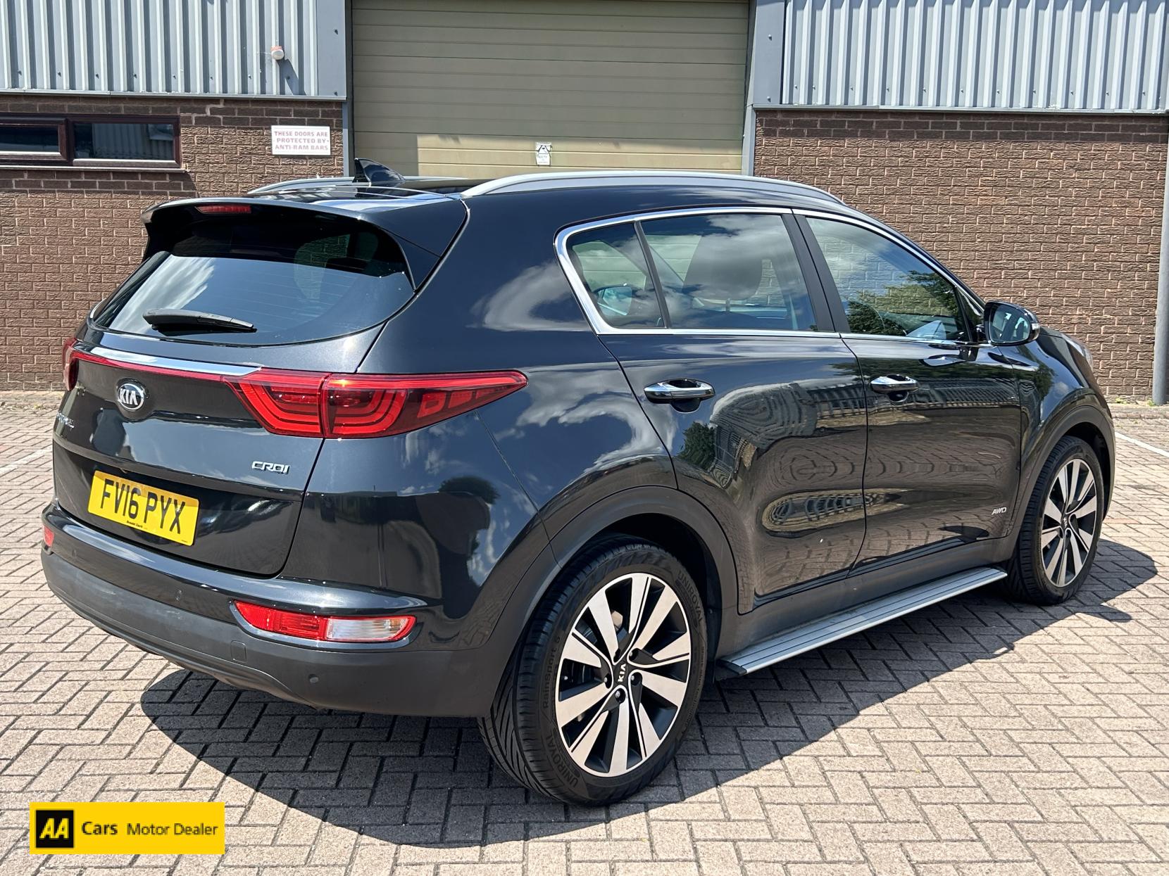 Kia Sportage 2.0 CRDi KX-4 SUV 5dr Diesel Manual AWD Euro 6 (182 bhp)
