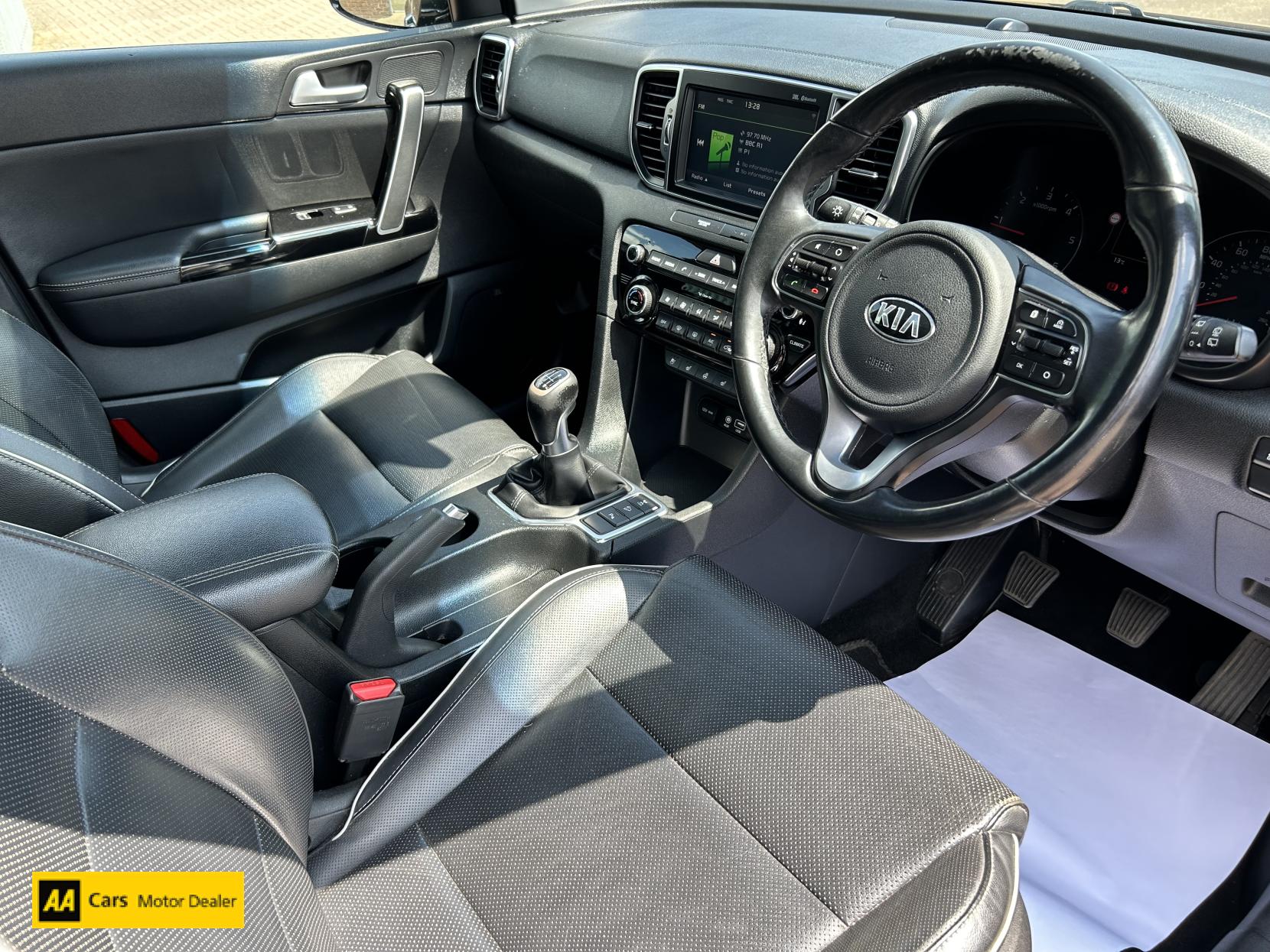 Kia Sportage 2.0 CRDi KX-4 SUV 5dr Diesel Manual AWD Euro 6 (182 bhp)