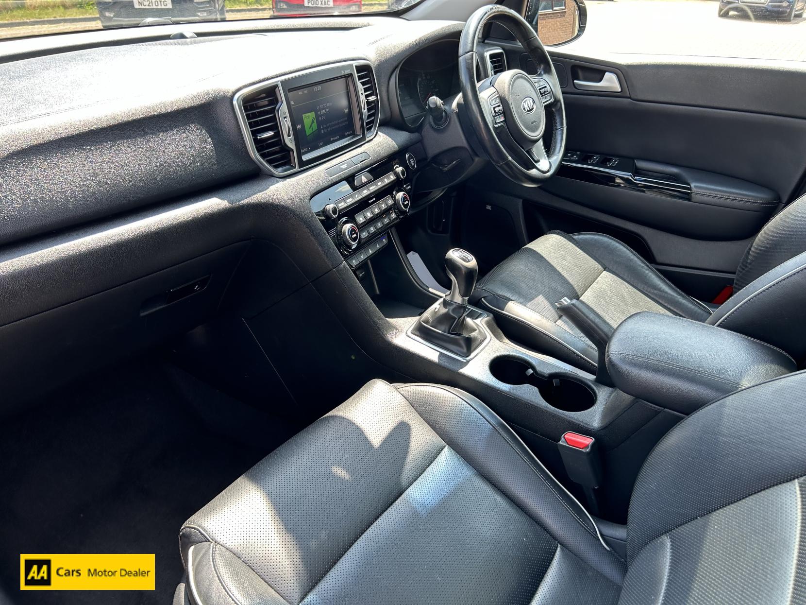 Kia Sportage 2.0 CRDi KX-4 SUV 5dr Diesel Manual AWD Euro 6 (182 bhp)