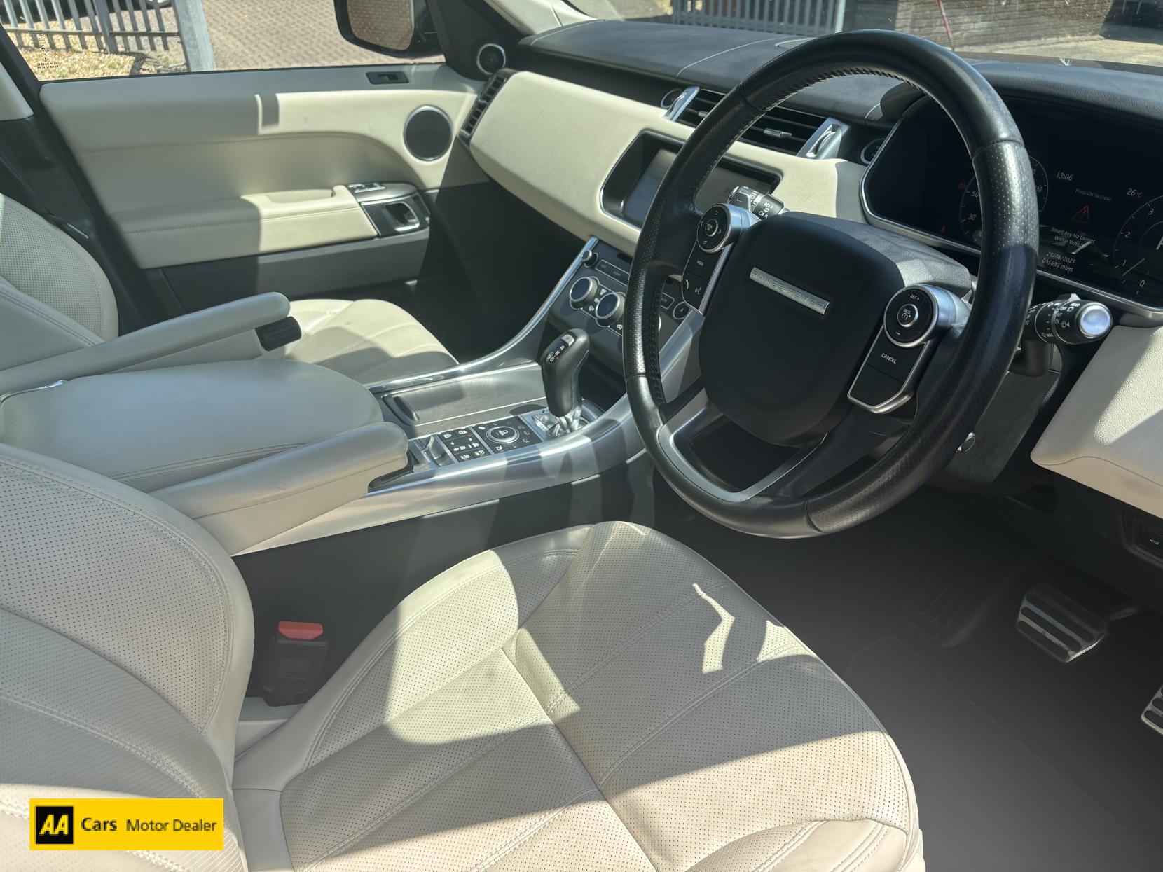 Land Rover Range Rover Sport 3.0 SD V6 HSE Dynamic SUV 5dr Diesel Auto 4WD Euro 6 (s/s) (306 ps)