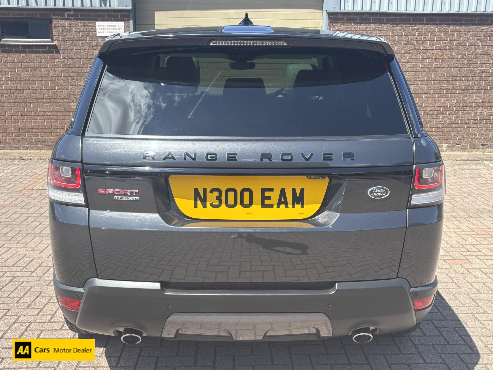 Land Rover Range Rover Sport 3.0 SD V6 HSE Dynamic SUV 5dr Diesel Auto 4WD Euro 6 (s/s) (306 ps)
