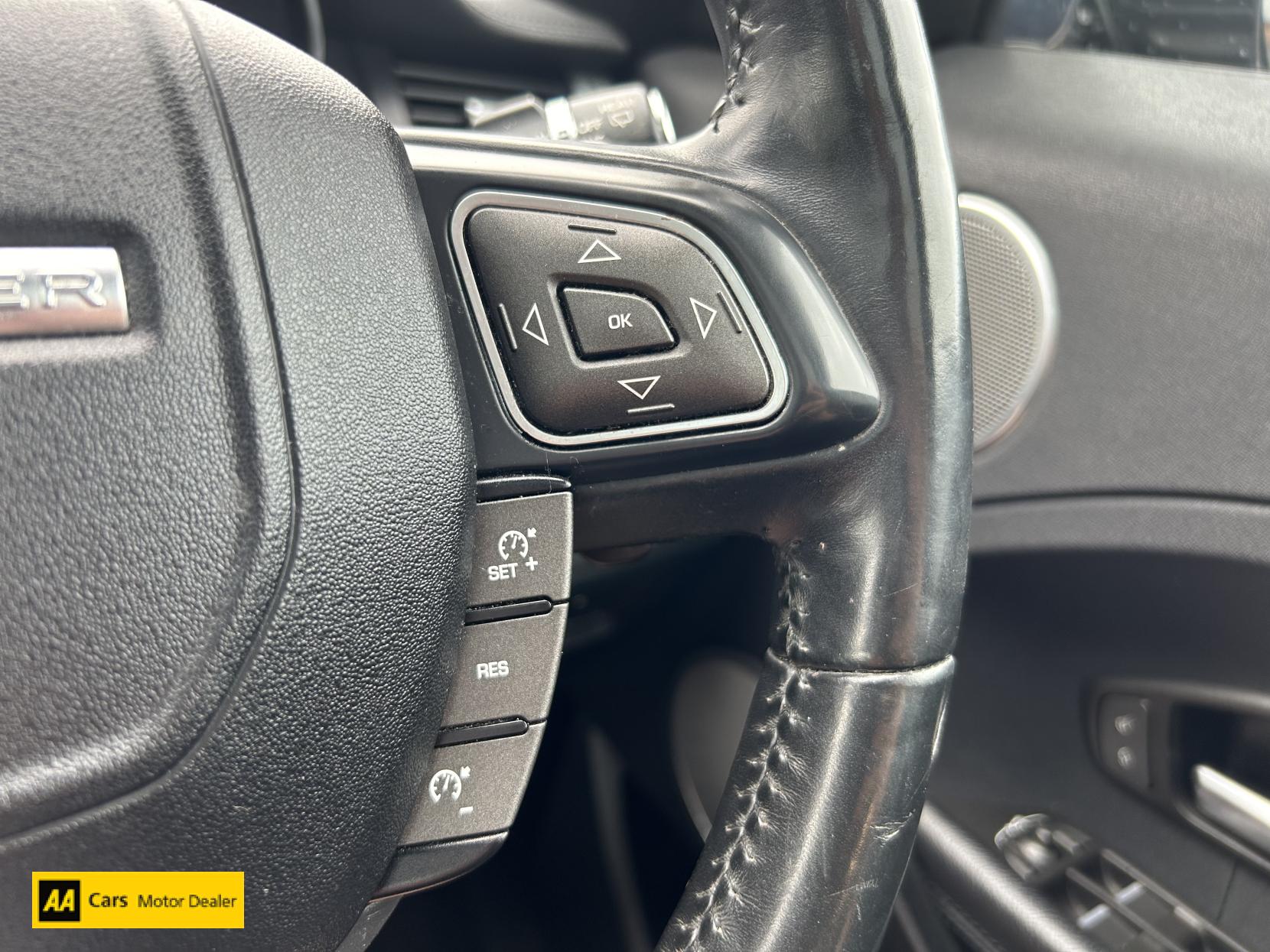 Land Rover Range Rover Evoque 2.2 SD4 Pure Tech SUV 5dr Diesel Auto 4WD Euro 5 (s/s) (190 ps)