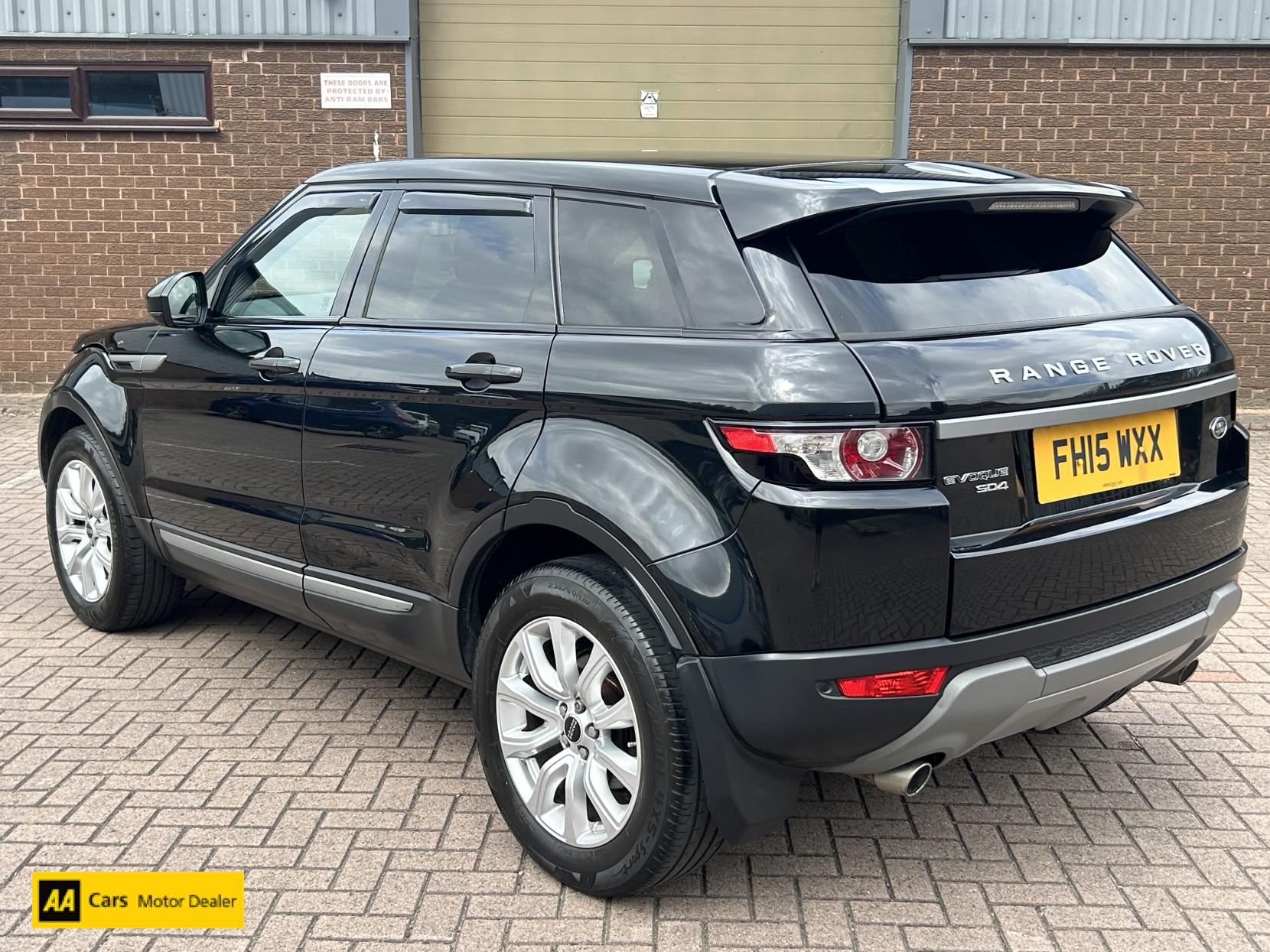 Land Rover Range Rover Evoque 2.2 SD4 Pure Tech SUV 5dr Diesel Auto 4WD Euro 5 (s/s) (190 ps)