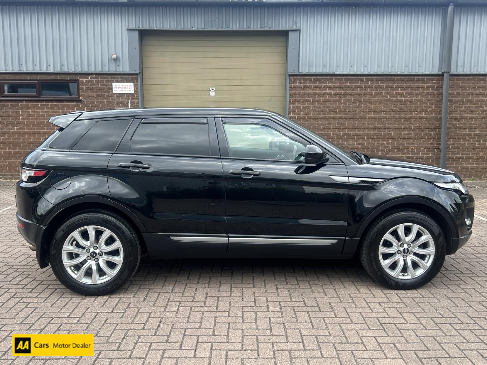 Land Rover Range Rover Evoque 2.2 SD4 Pure Tech SUV 5dr Diesel Auto 4WD Euro 5 (s/s) (190 ps)