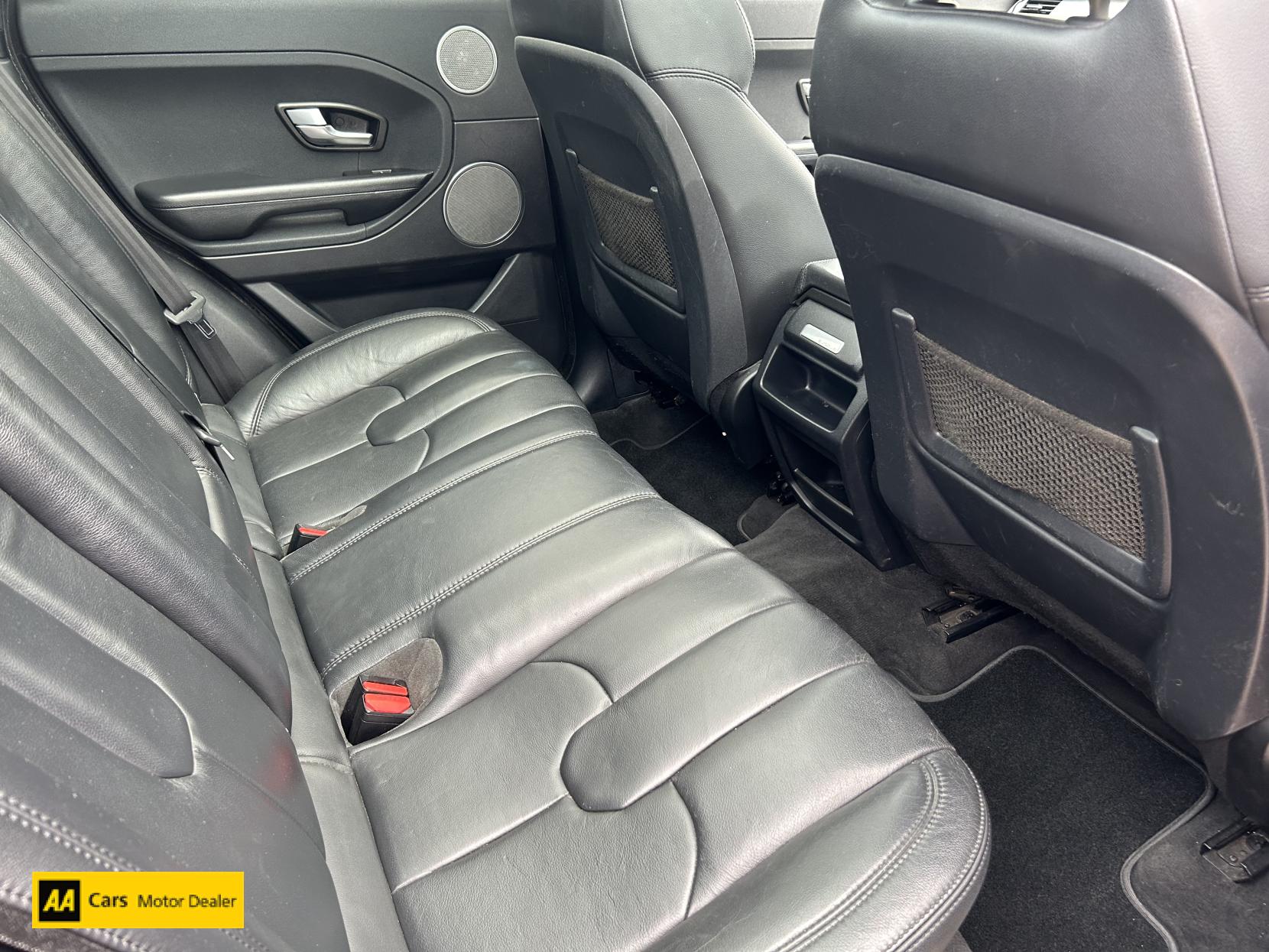 Land Rover Range Rover Evoque 2.2 SD4 Pure Tech SUV 5dr Diesel Auto 4WD Euro 5 (s/s) (190 ps)