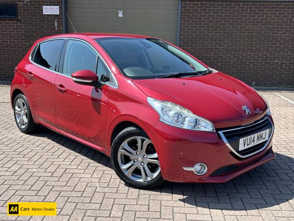 Peugeot 208 1.2 VTi Allure Hatchback 5dr Petrol Manual Euro 5 (82 ps)